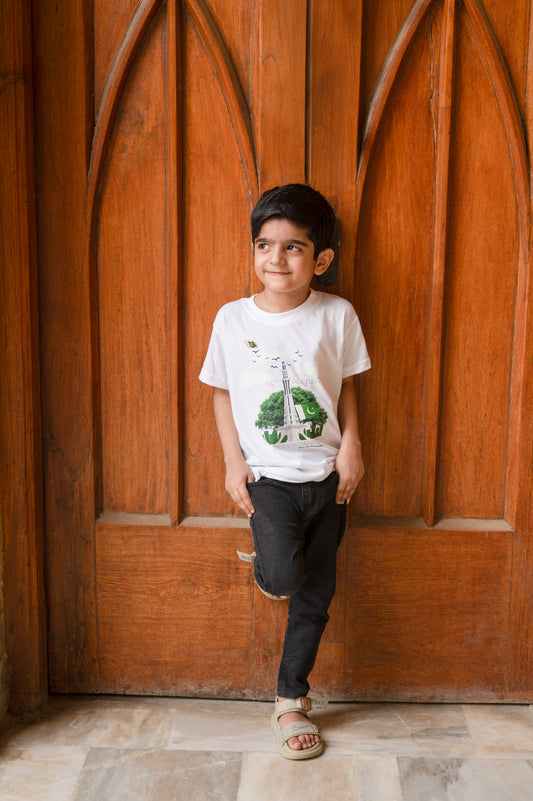 Azadi Star – 14th August  T-Shirt