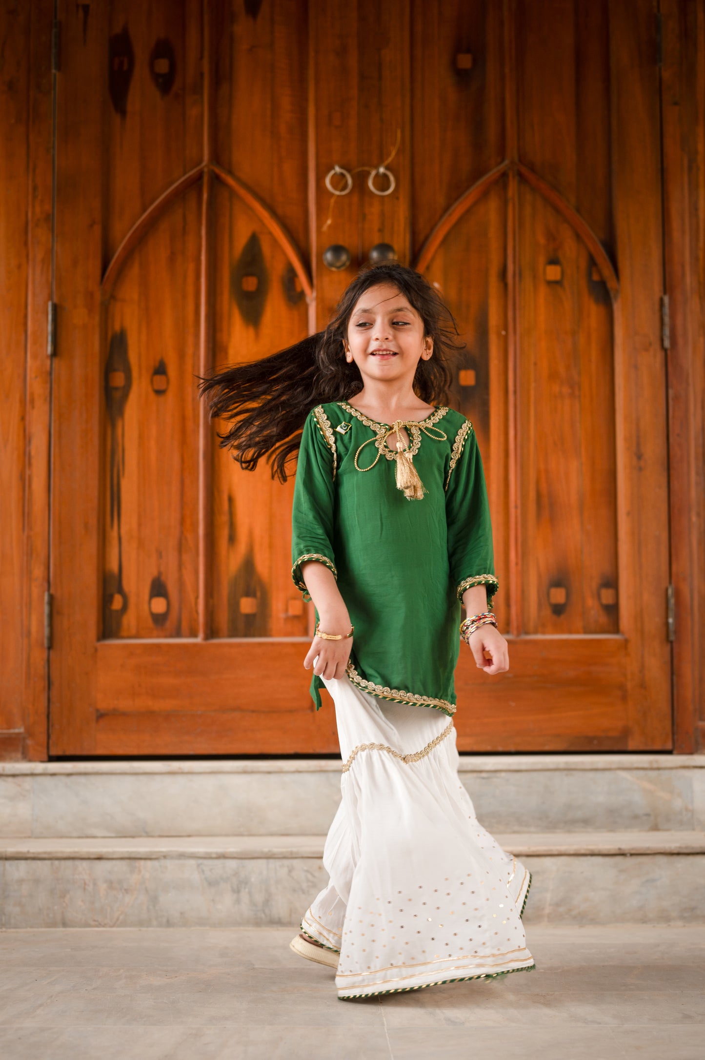 Azadi Grace –  Gharara Set